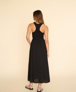Metrocouture.shop5448fe57d9 2