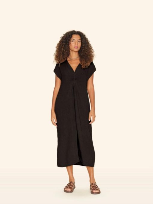 Metrocouture.shopa894ce445a 1