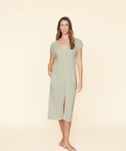 Metrocouture.shopc968786472 1