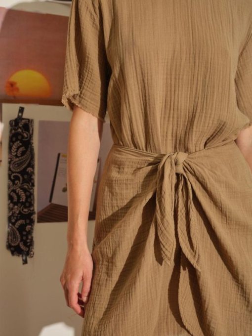Metrocouture.shopd78d7c7fdd 4