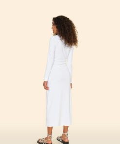 Metrocouture.shope05cbbe6a4 2