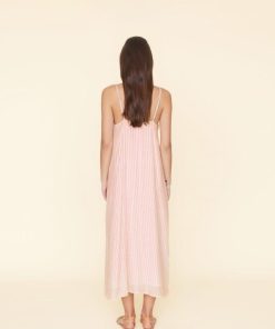 Metrocouture.shopf7bd7aebd6 2