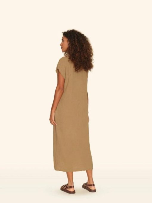 Metrocouture.shopfd4572ca08 2
